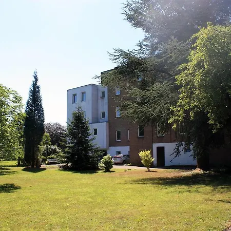 Ξενοδοχείο World House Wetten *